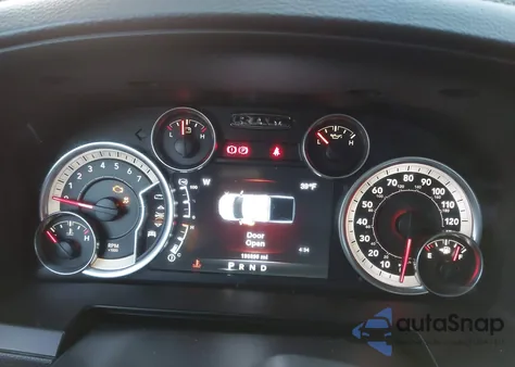 2014 Ram 1500 Sport z USA, uszkodzony, nr VIN 1C6RR7UT6ES233698